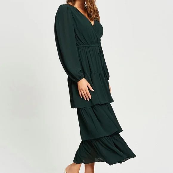 Brand new! Never worn! Tussah, emerald midi dress! Size 10 - Picture 2 of 10